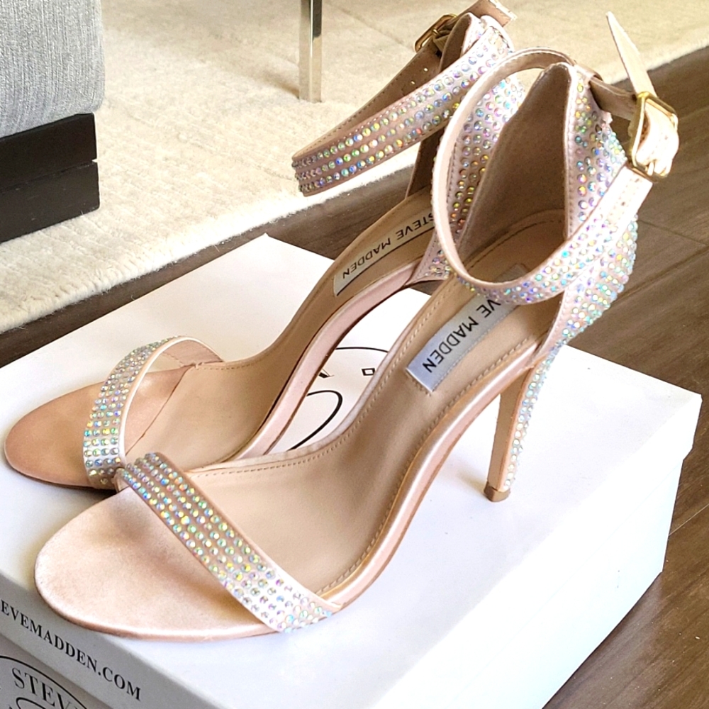 Steve Madden REALOVR Champagne heel sandal bling rainbow rhinestone bejeweled 8